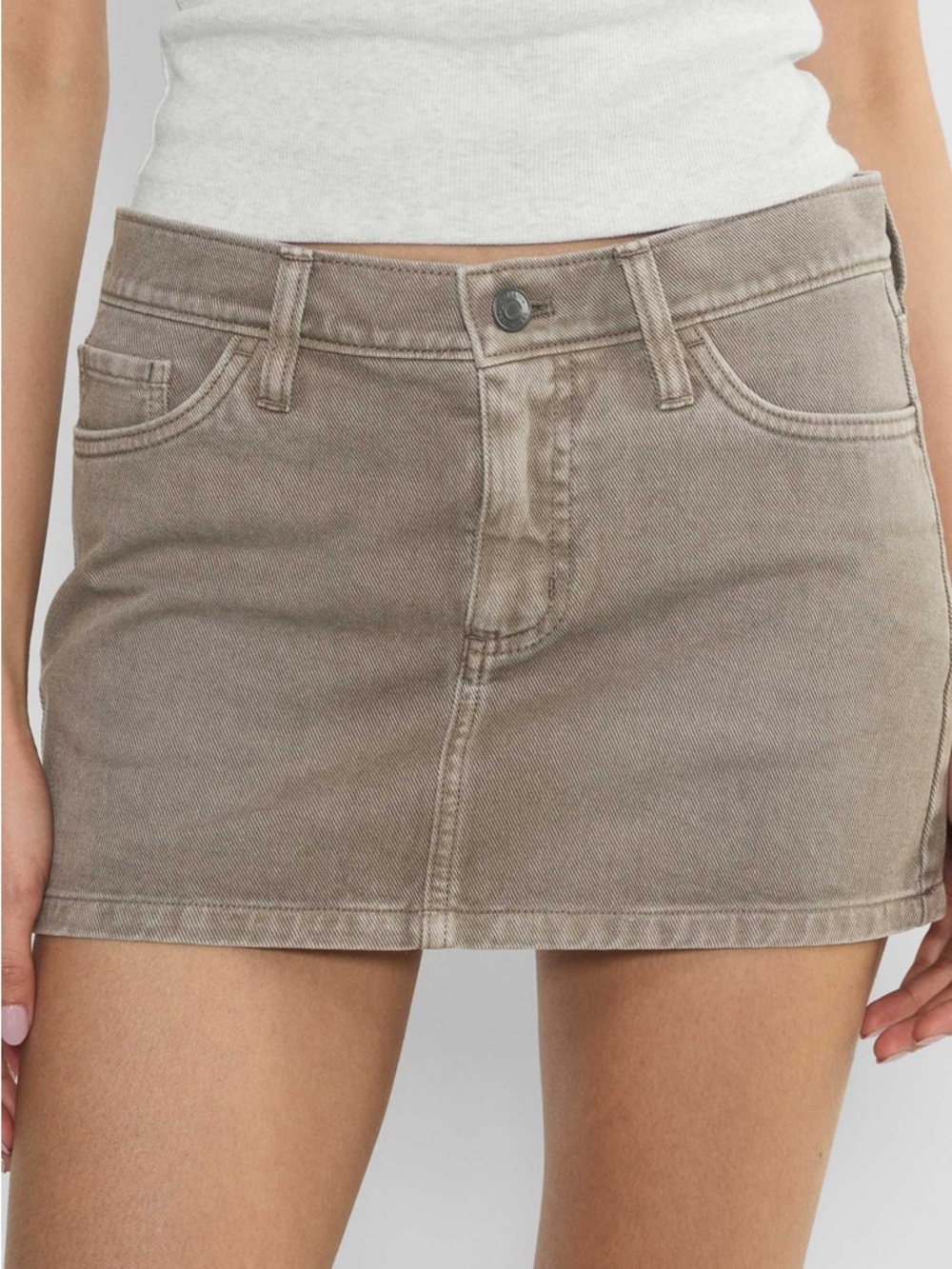 Aritzia TNA Payton Skirt